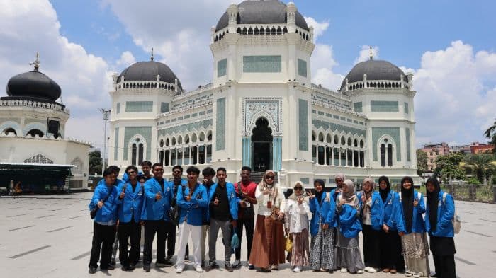 mahasiswa_asing_umsu_belajar_bahasa_melalui_budaya