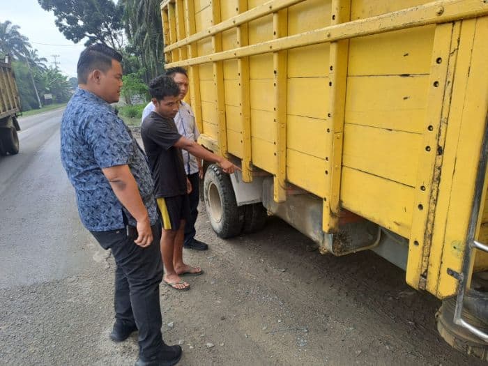 polres_labusel_selidiki_dugaan_penyelewengan_solar_subsidi_di_spbu_asam_jawa