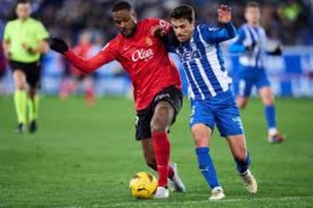 deportivo_alavs_vs_mallorca_duel_ketat_laliga_pekan_ke32_di_mendizorroza