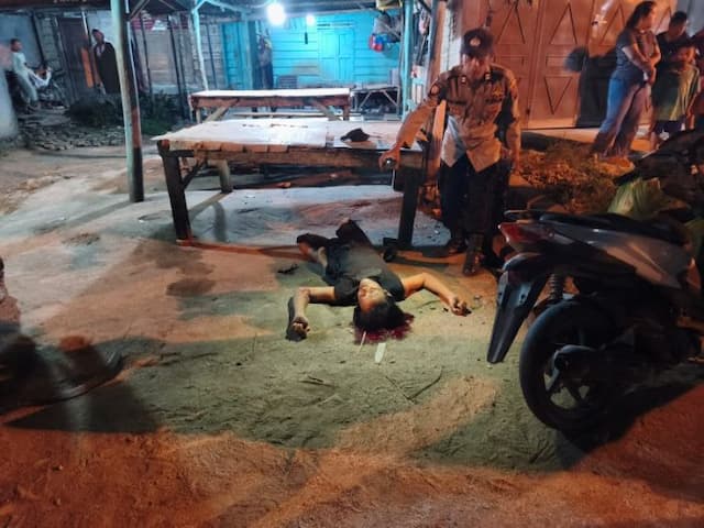 pria_di_stm_hulu_deli_serdang_tewas_bersimbah_darah_di_lapo_tuak_polisi_selidiki_pelaku_pembunuhan