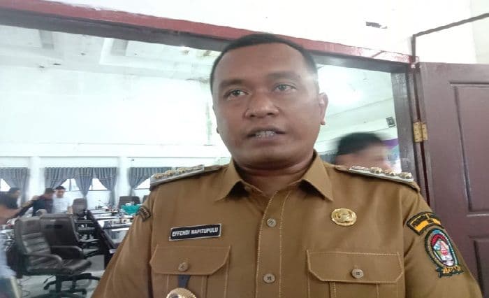 bupati_toba_usulkan_pembangunan_sma_negeri_baru_di_kecamatan_porsea_dan_sekitarnya