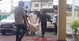 polisi_temukan_puluhan_kilogram_ganja_saat_laka_lantas_di_siborongborong
