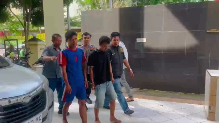 pencuri_kotak_infaq_di_masjid_ar_rahman_juga_bobol_toko_sport_di_jalan_hm_yamin_