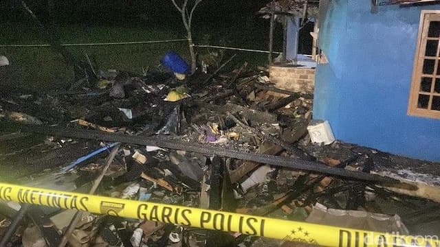 kebakaran_rumah_di_sukabumi_tewaskan_tiga_anak_diduga_berawal_dari_lilin_saat_listrik_padam