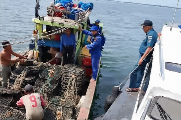 seorang_abk_jatuh_dari_kapal_di_perairan_sergai_