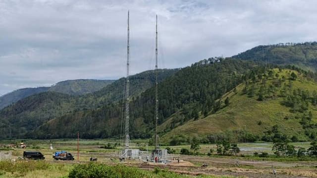 tower_telekomunikasi_roboh_di_samosir_dibangun_kembali_status_perizinan_jadi_sorotan