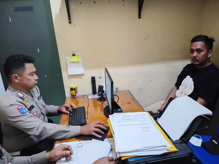 ditetapkan_tersangka_hasil_tes_urine_dj_parlin_negatif