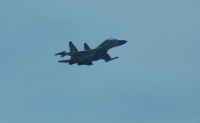 dua_pesawat_militer_filipina_tabrakan_di_udara_empat_pilot_tewas