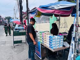 kabut_asap_pematangsiantar_bikin_penjualan_masker_meroket_harga_ikut_naik