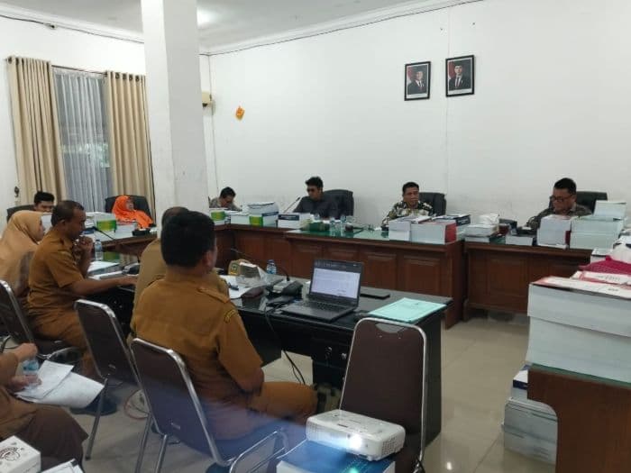 dugaan_pungli_pedagang_babi_di_simpang_ski_mengemuka_dalam_rapat_dprd_pematangsiantar