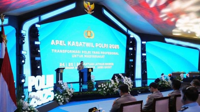 kapolri_di_apel_kasatwil_2025_perkuat_soliditas_untuk_pengabdian_paripurna_kepada_masyarakat