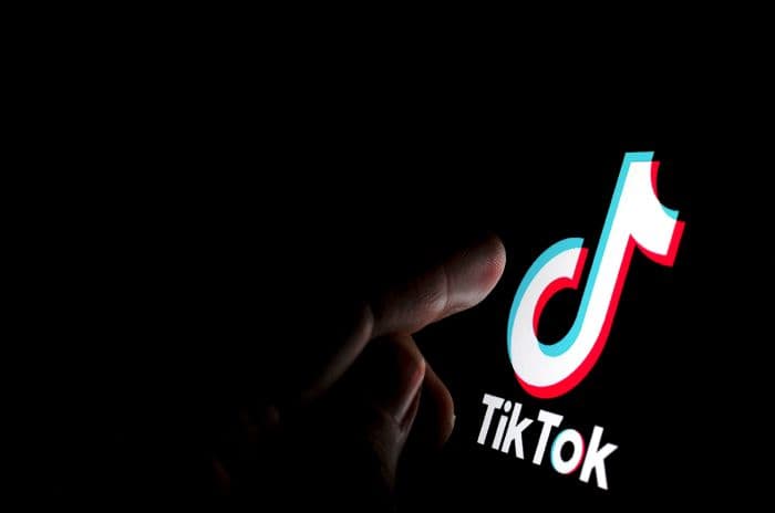 pengguna_bisa_atur_porsi_konten_ai_di_halaman_fyp_tiktok