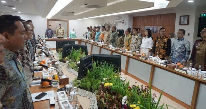 rupslb_bank_sumut_setujui_penyertaan_modal_berupa_aset_untuk_perkuat_permodalan_di_tengah_tekanan_fiskal_daerah