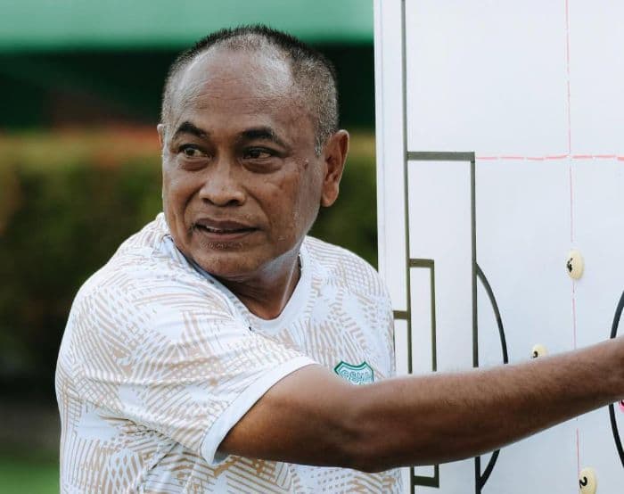 suporter_psms_ultimatum_kas_hartadi_tiga_poin_lawan_sumsel_atau_angkat_kaki