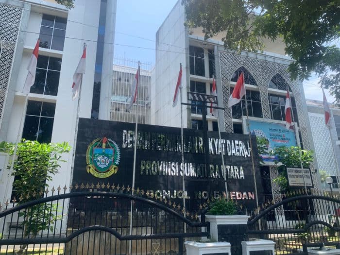 jelang_nataru_2026_sekretariat_dprd_sumut_pastikan_asn_tidak_cuti_panjang