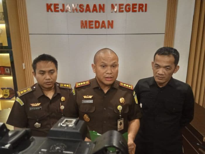 kajari_medan_fajar_syah_putra_dimutasi_jadi_kabag_tu_di_kejagung