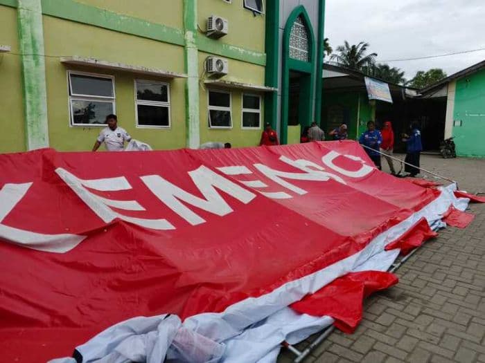 tanggap_darurat_berakhir_pengungsian_banjir_man_1_langkat_ditutup