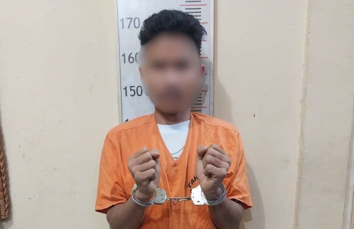 terjatuh_saat_dikejar_polisi_pengedar_sabu_ini_ditangkap_temannya_kabur