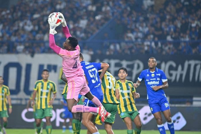 babak_pertama_super_league_persib_vs_psbs_maung_bandung_diredam_skuad_badai_pasifik_00