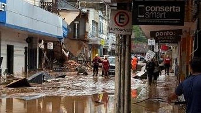 banjir_dan_longsor_terjang_minas_gerais_20_orang_tewas_