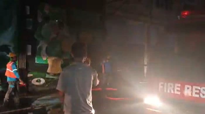ruko_tempat_hiburan_malam_di_kisaran_terbakar