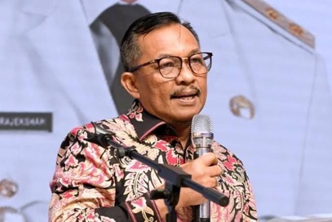 ilyas_sitorus_dikabarkan_mundur_dari_kadis_kominfo_sumut
