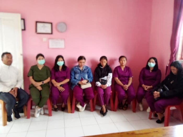 meski_dipecat_bupati_taput_11_nakes_pilih_tetap_bekerja_tanpa_digaji
