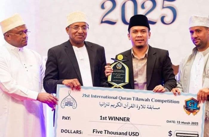 qori_binjai_raih_juara_pertama_kompetisi_alquran_internasional_di_tanzania