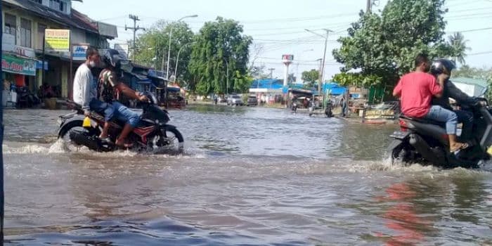 waspada_banjir_rob_ancam_pesisir_belawan_selama_delapan_hari