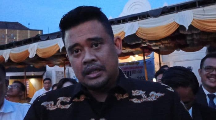 gubernur_bobby_nasution_buka_peluang_terapkan_program_one_day_no_car_bagi_asn_pemprov_sumut