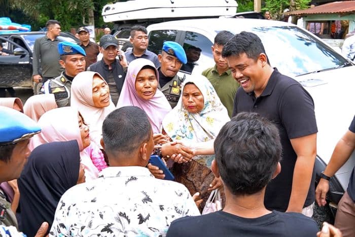 jalan_labuhanbatu_tapsel_segera_diperbaiki_bobby_nasution_ungkap_anggarannya