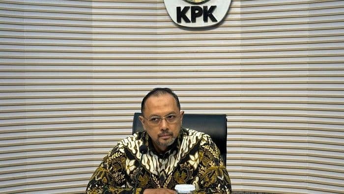 kasus_iklan_bank_bjb_kpk_sita_moge_dan_mobil_ridwan_kamil