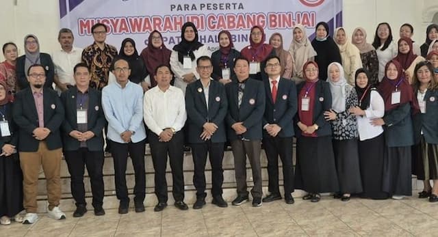 aklamasi_dr_sugianto_terpilih_pimpin_idi_binjai_20262030