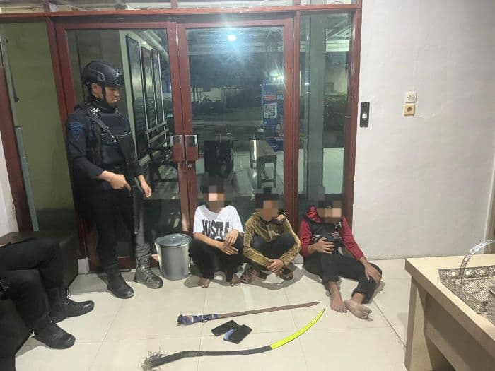brimob_polda_sumut_patroli_malam_sembilan_pelaku_geng_motor_dan_tawuran_ditangkap