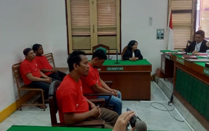 hakim_pn_medan_vonis_mati_empat_kurir_sabu_40_kg