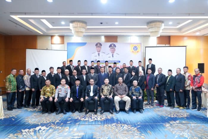 lantik_pengurus_forum_tjsp_labusel_bupati_fery_dorong_kolaborasi_pembangunan