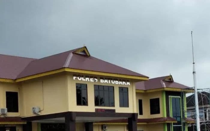 palsukan_tanda_tangan_surat_jual_beli_tanah_kakak_adukan_adiknya_ke_polres_batu_bara