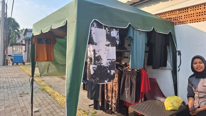 pelaku_umkm_di_trotoar_medan_akui_tak_pernah_kantongi_izin_jualan_