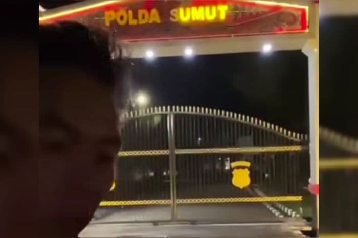 viral_pria_hirup_lem_kambing_dan_buat_video_tutorial_di_depan_polda_sumut