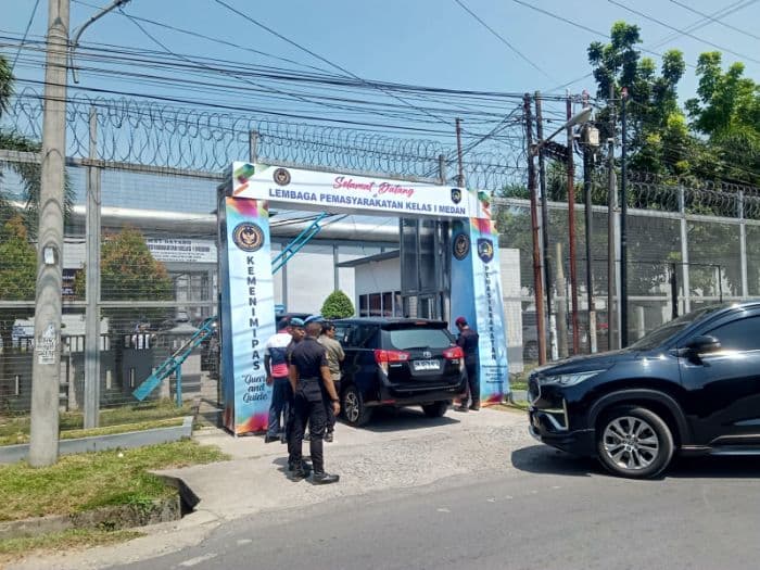 wartawan_dilarang_liput_kunjungan_menteri_imipas_ke_lapas_tanjung_gusta