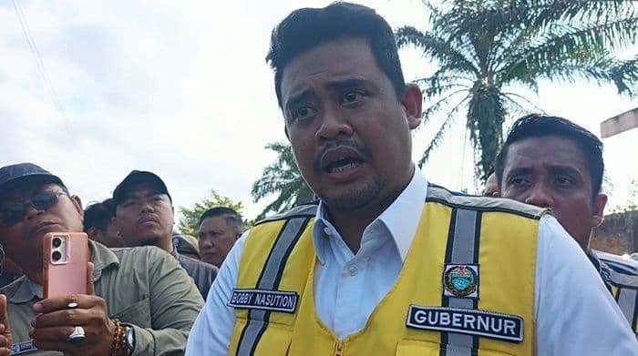 bobby_nasution_minta_empat_perusahaan_galian_c_stop_operasi_diduga_rusak_jalan_galang
