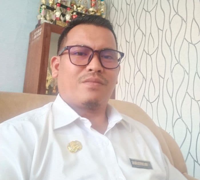 kepala_sekolah_sman_1_tigalingga_klarifikasi_masalah_uang_komite_rp70_ribu