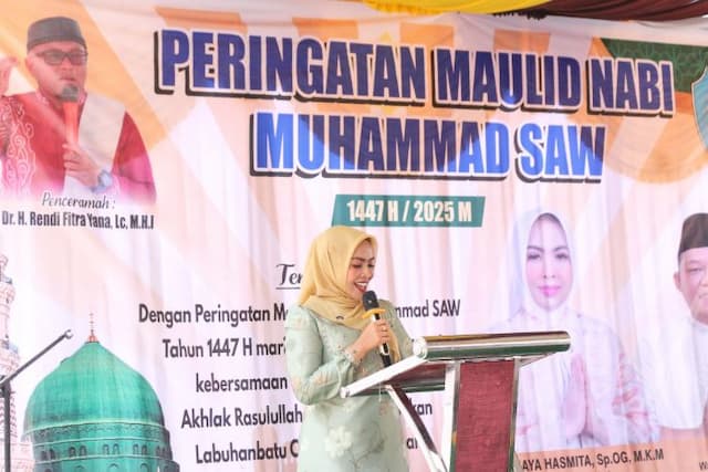 bupati_labuhanbatu_janjikan_pembangunan_kanopi_masjid_dan_perbaikan_drainase