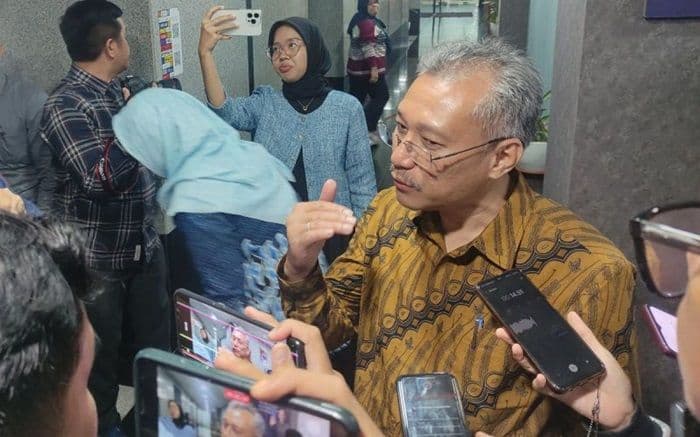 kasus_saling_cium_viral_di_unsri_begini_tanggapan_sekjen_kemdiktisaintek