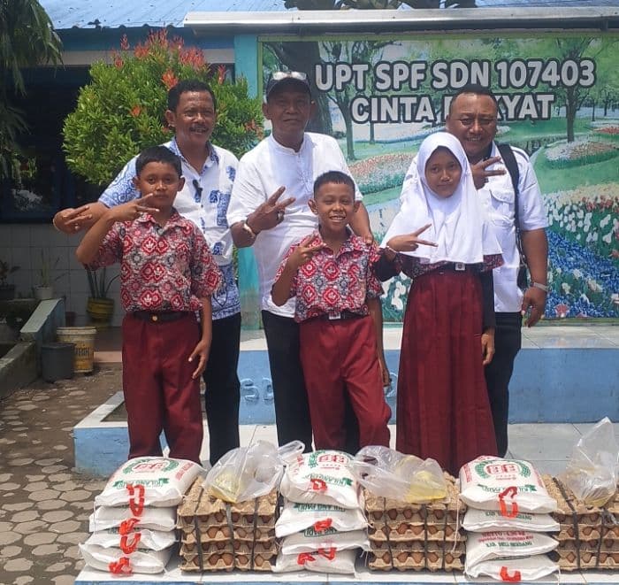 tiga_bocah_sd_deli_serdang_viral_bersihkan_musholla_dapat_apresiasi_lpa_dan_hadiah_menarik