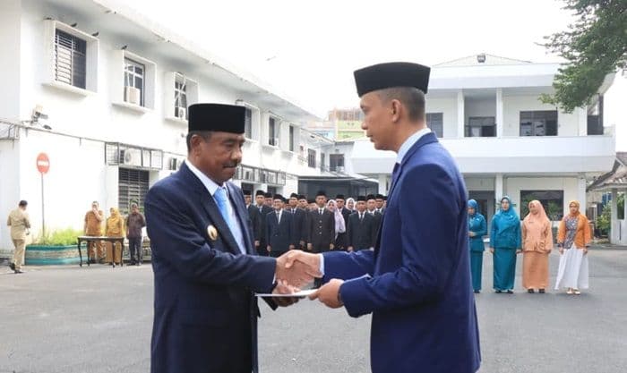 usai_dilantik_kadisdik_binjai_sofyan_sebut_21_sekolah_terdampak_banjir_segera_diperbaiki