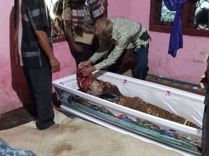 dua_pria_tewas_di_pancur_batu_polisi_tetapkan_enam_tersangka