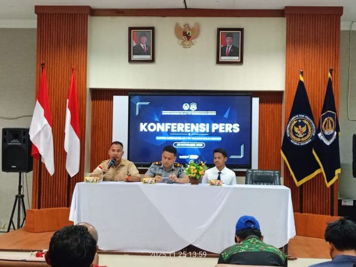 imigrasi_tanjungbalai_asahan_tidak_ditemukan_unsur_pidana_pada_kapal_diduga_pembawa_pmi_nonprosedural