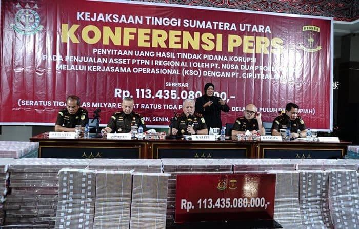 kejati_sumut_titipkan_rp113_miliar_dari_kasus_korupsi_ptpn_i_di_bank_mandiri