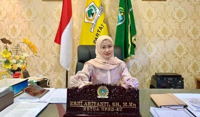 momentum_hari_guru_ketua_dprd_sumut_perkuat_dukungan_bagi_kesejahteraan_guru